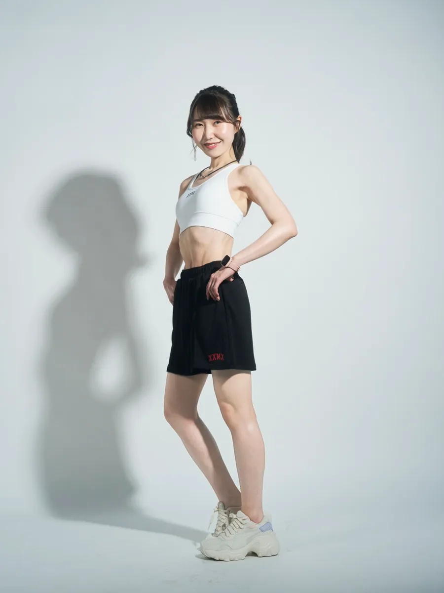 エレガント撮影コンセプトの女性ボディプロフィール撮影作品
