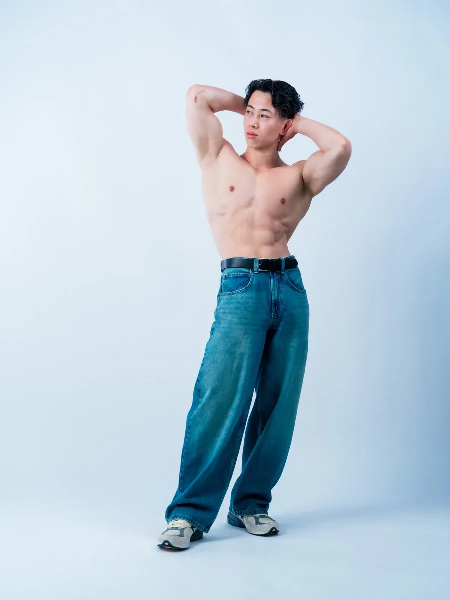 男性ボディプロフィール撮影 - ダイナミックポージング